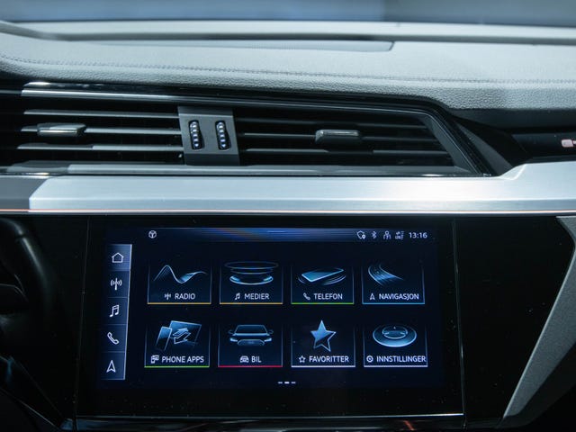 2021 AUDI E-TRON - 15