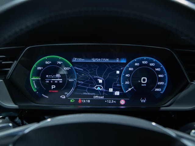 2021 AUDI E-TRON - 26