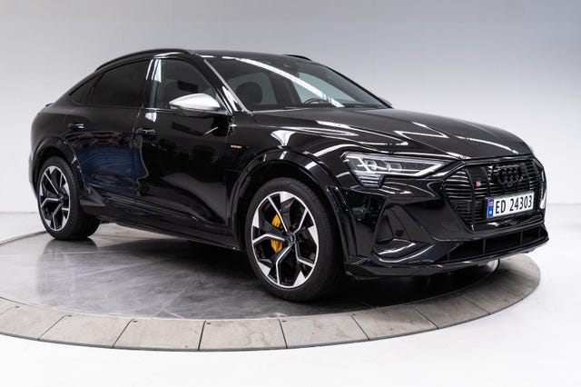 2021 AUDI E-TRON - 24
