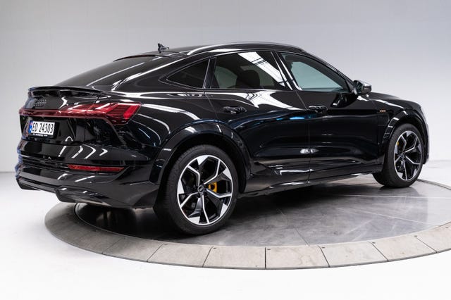 2021 AUDI E-TRON - 23