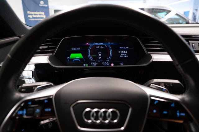2021 AUDI E-TRON - 27
