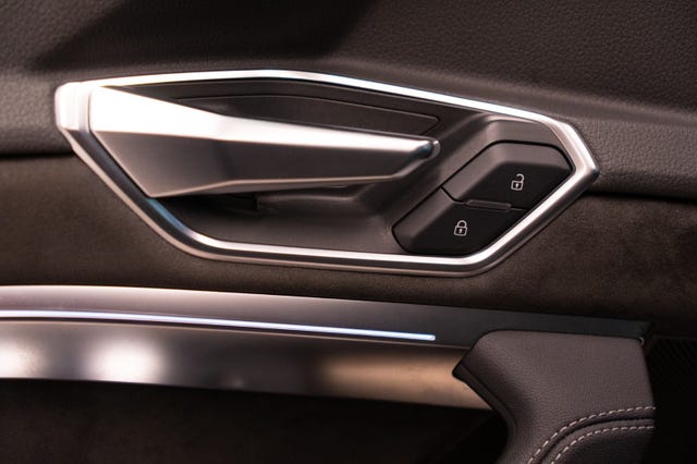 2021 AUDI E-TRON - 40