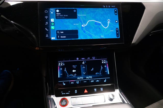 2021 AUDI E-TRON - 30
