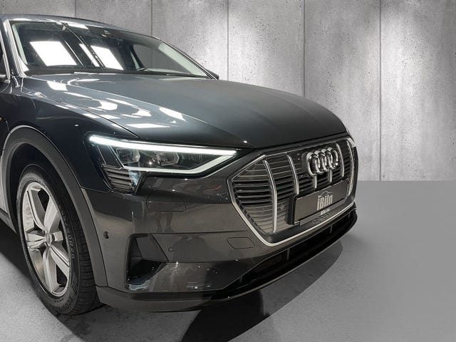 WAUZZZGE5LB010760 2020 AUDI E-TRON-1
