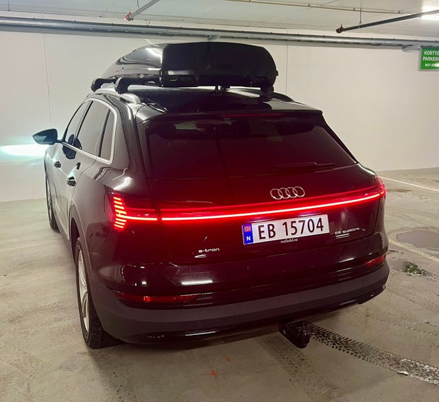 WAUZZZGE0LB012741 2020 AUDI E-TRON-4