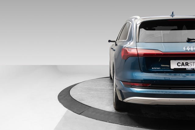 2020 AUDI E-TRON - 9