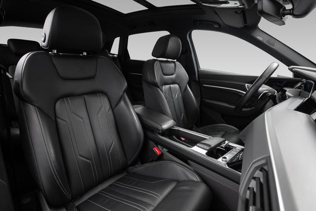 2020 AUDI E-TRON - 33