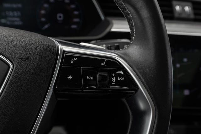 2020 AUDI E-TRON - 19