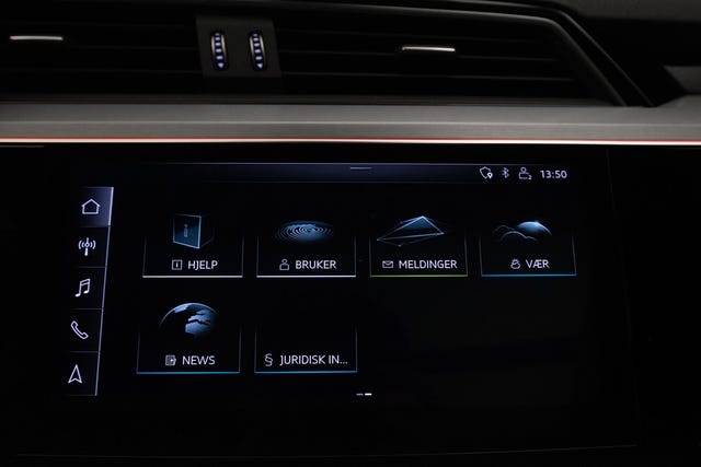 2020 AUDI E-TRON - 25