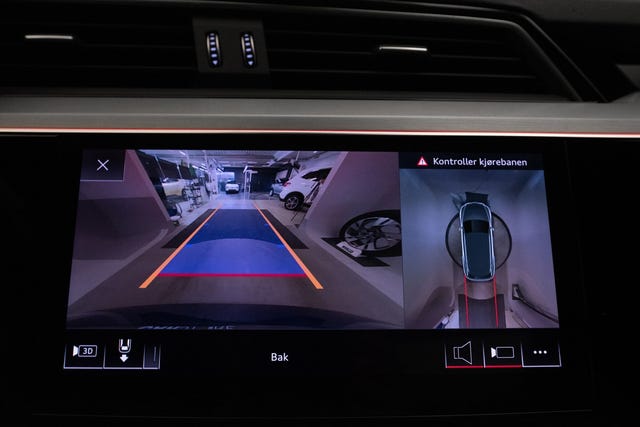 2020 AUDI E-TRON - 26