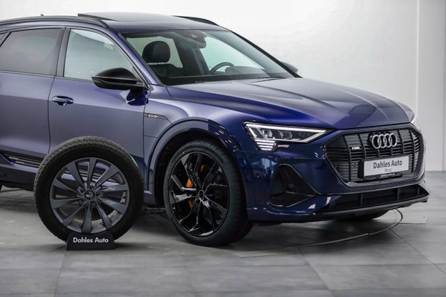 2020 AUDI E-TRON - 13
