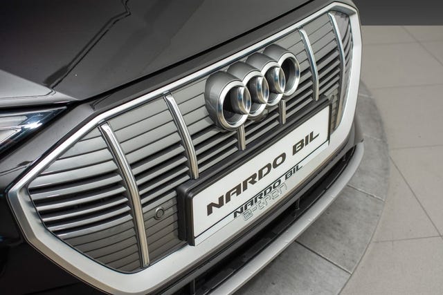 2020 AUDI E-TRON - 8