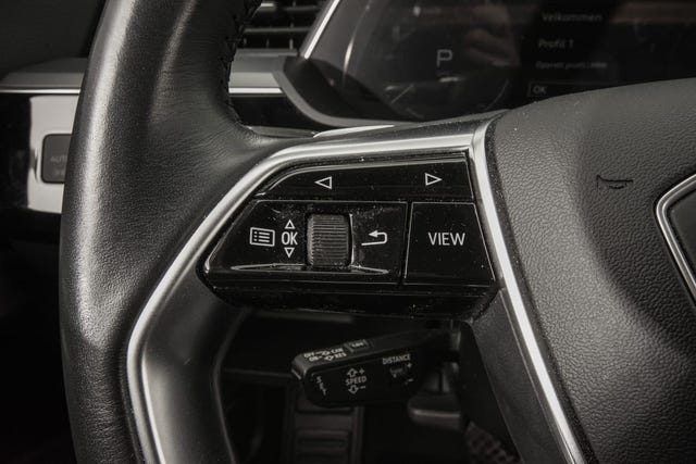 2020 AUDI E-TRON - 31