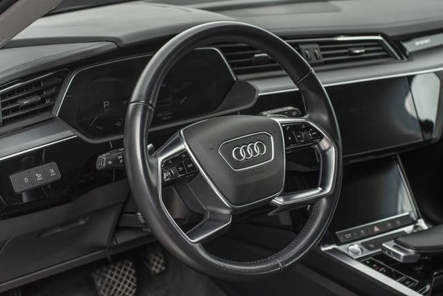 2020 AUDI E-TRON - 15