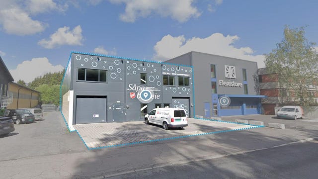 Sjelden mulighet til å leie moderne kombibygg med god beliggenhet.