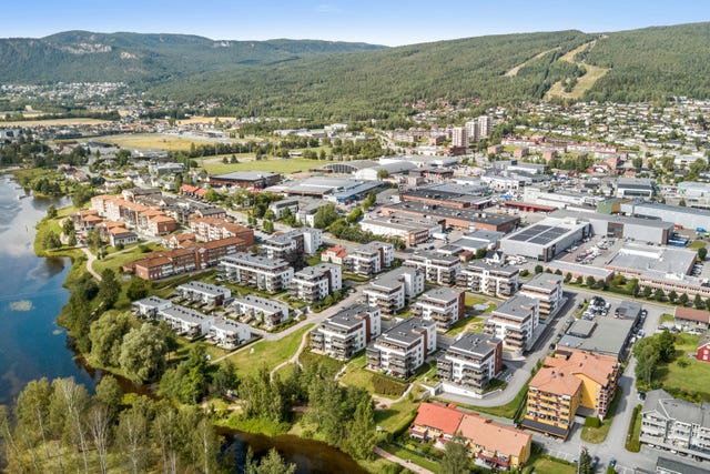 Marka med lysløype og flotte turområder samt alpinanlegg - kun 5 min kjøring unna