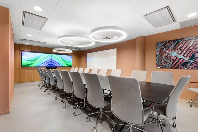 Drammensveien 151 ligger meget sentralt på Skøyen