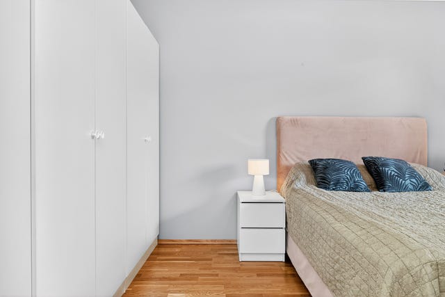 God plass til garderobe.