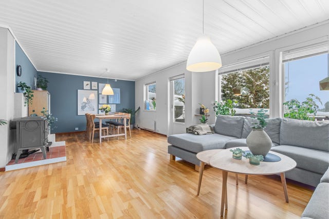 Adkomst ut til terrasse på hele 31m2.