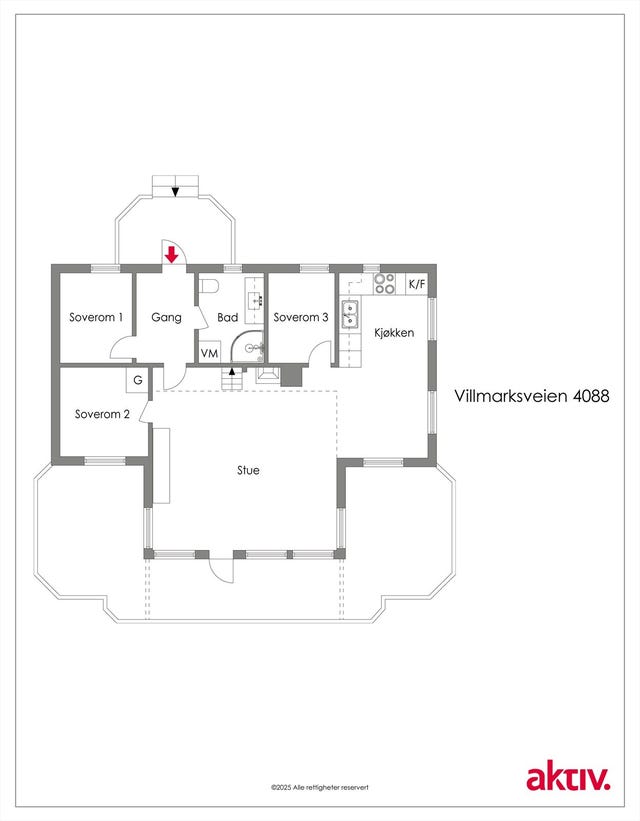 Plantegningen avviker noe fra dagens situasjon. Her nevnes terrassen som er bygd utover lags høyre side av fritidsboligen.
