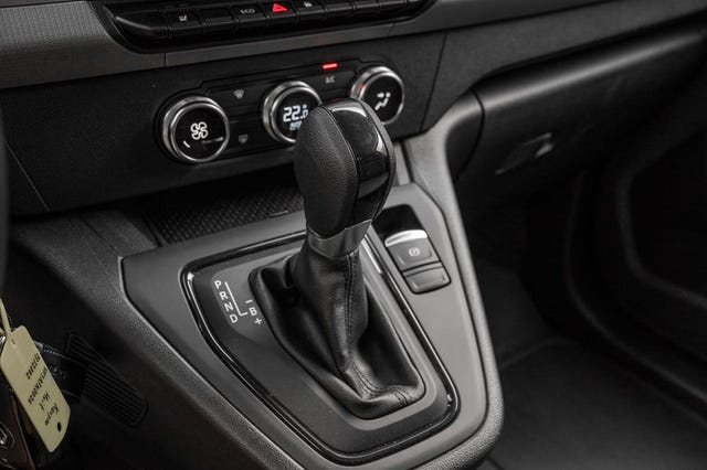 2022 RENAULT KANGOO ELECTRIC - 18