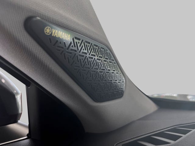 2025 MITSUBISHI OUTLANDER - 24