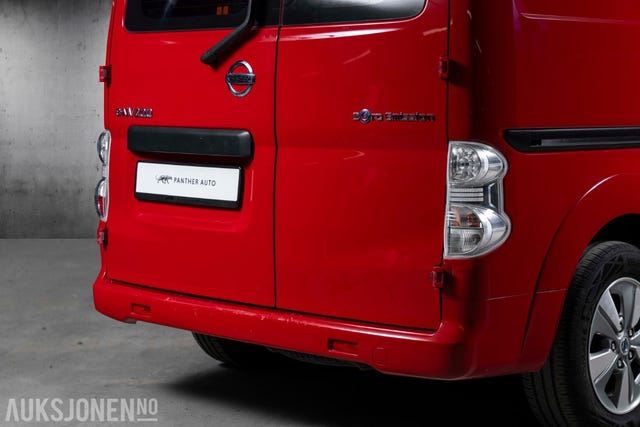 VSKYAAME0U0519132 2018 NISSAN E-NV200-1