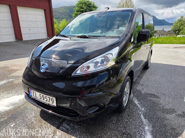 VSKTAAME0U0501817 2015 NISSAN NV200-3