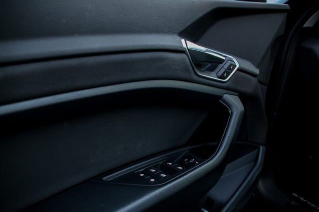2020 AUDI E-TRON - 18