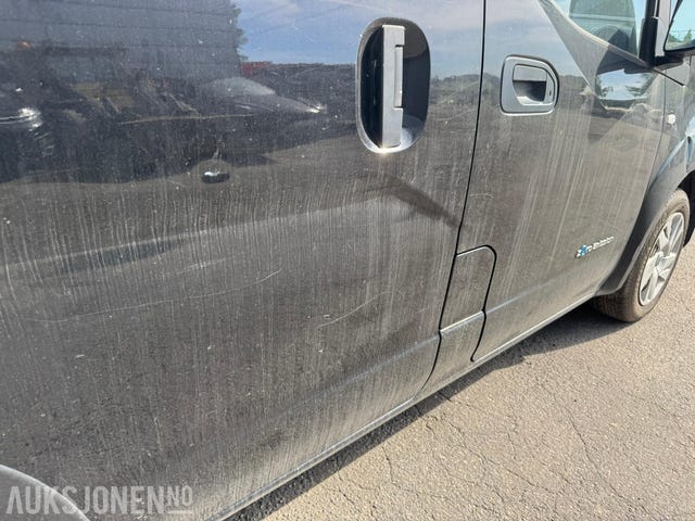 2016 NISSAN E-NV200 - 42