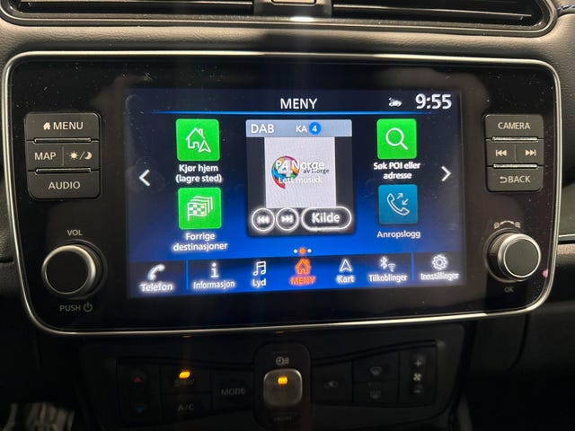 2025 NISSAN LEAF - 11