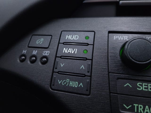 2011 TOYOTA PRIUS - 27