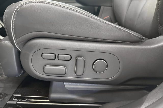 2025 HYUNDAI IONIQ 5 - 20