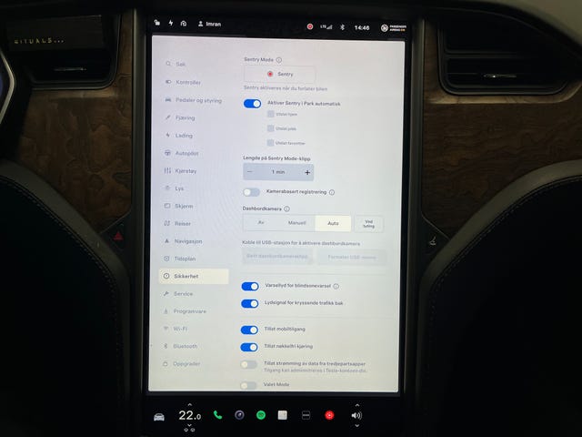 2020 TESLA MODEL S - 41