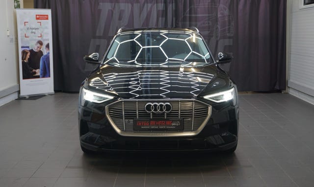 WAUZZZGE0LB012741 2020 AUDI E-TRON-5