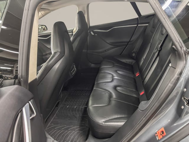 2014 TESLA MODEL S - 18