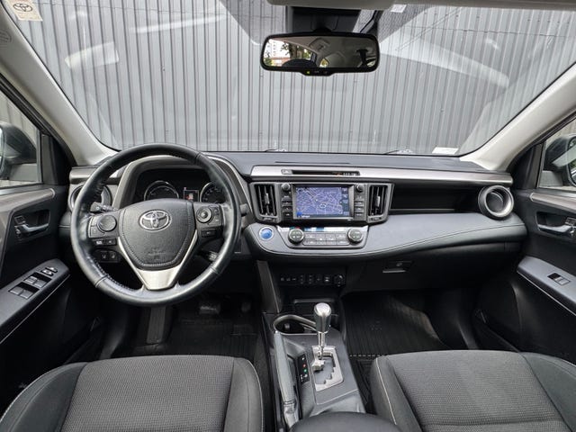 2018 TOYOTA RAV4 - 9
