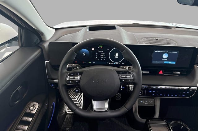 2025 HYUNDAI IONIQ 5 - 11