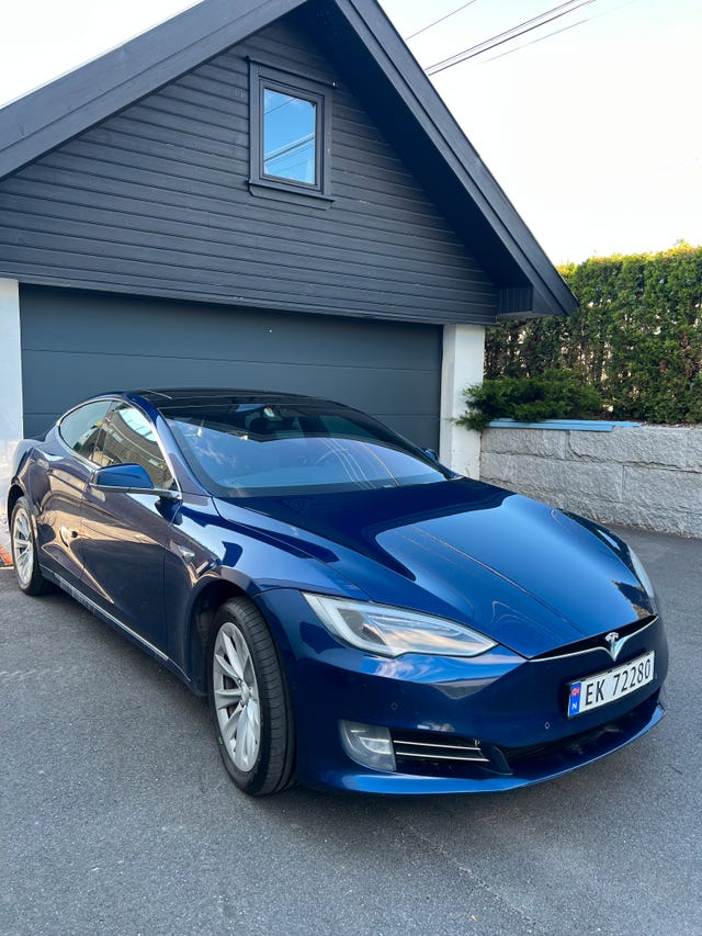 5YJSA7E27JF235362 2018 TESLA MODEL S-2