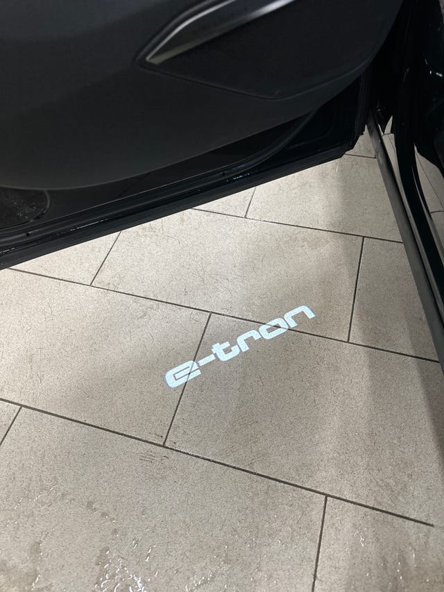 2020 AUDI E-TRON - 19