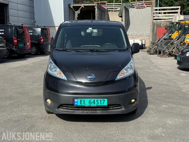 VSKYAAME0U0510728 2016 NISSAN E-NV200-1