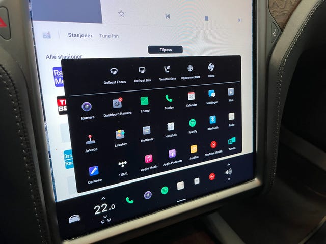 2020 TESLA MODEL S - 52