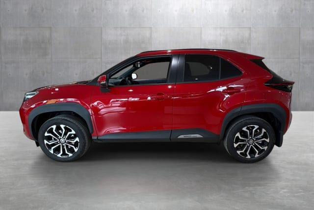 JTDKCACBX0A061708 2024 TOYOTA YARIS CROSS-2