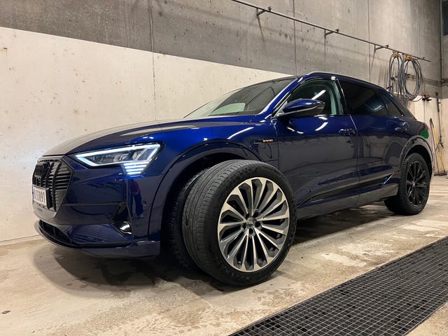 2020 AUDI E-TRON - 29