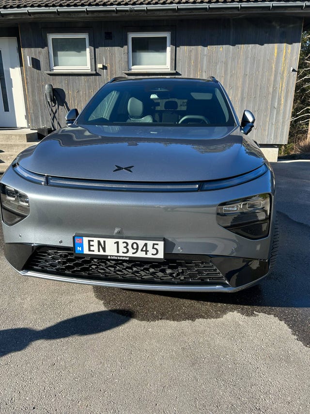 2025 XPENG G9 - 14