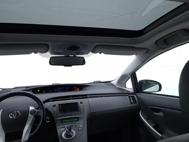 2011 TOYOTA PRIUS - 32