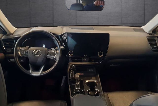 2023 LEXUS NX 450H - 15