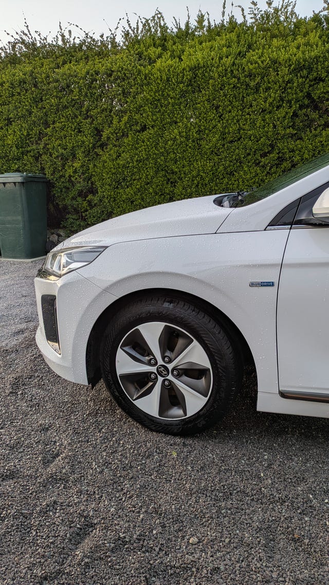 KMHC851HFKU033767 2019 HYUNDAI IONIQ-4