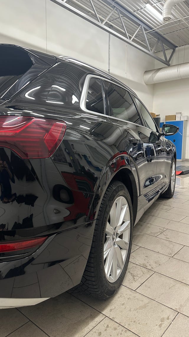 2020 AUDI E-TRON - 12
