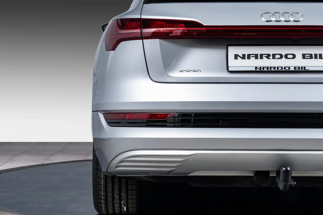 2020 AUDI E-TRON - 10